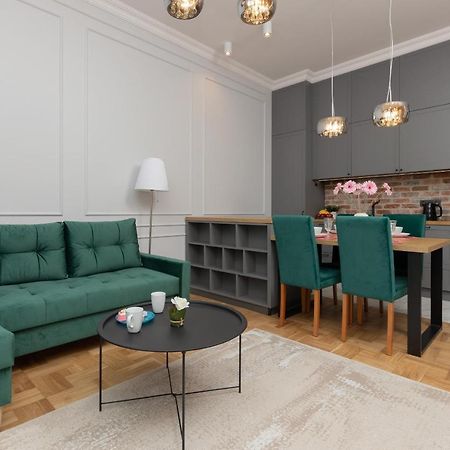Warszawa Ochota Modern Apartment For Families By Noclegi Renters 外观 照片